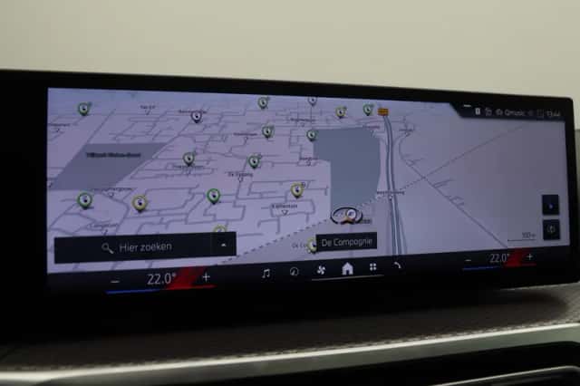 BMW i4 (2024) thumbnail 22