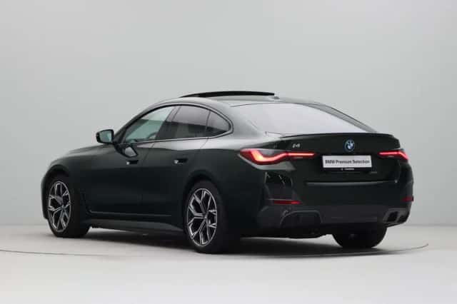 BMW i4 (2024) thumbnail 10