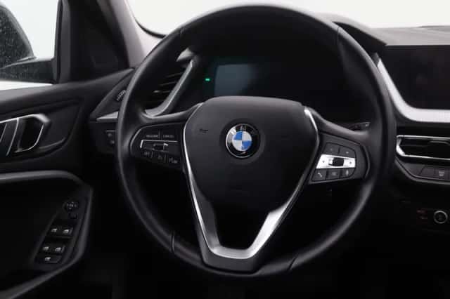 BMW 1-Serie (2022) thumbnail 2