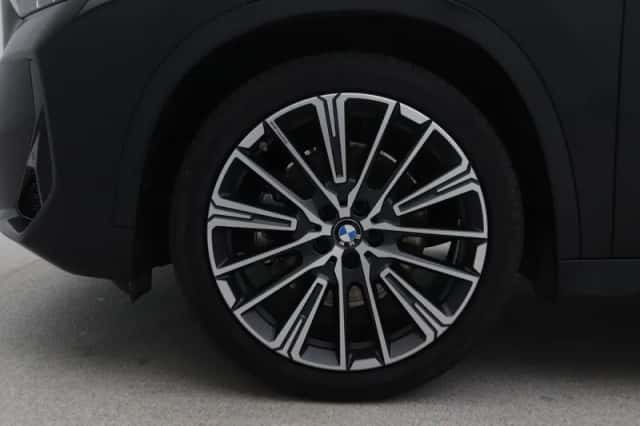 BMW X1 (2025) thumbnail 11