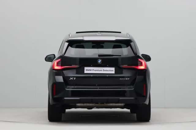 BMW X1 (2025) thumbnail 6