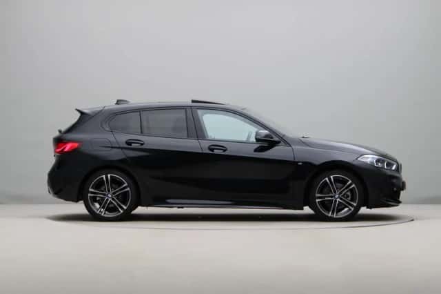 BMW 1-Serie (2022) thumbnail 4