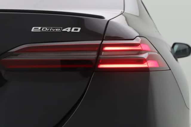 BMW i5 (2026) thumbnail 20