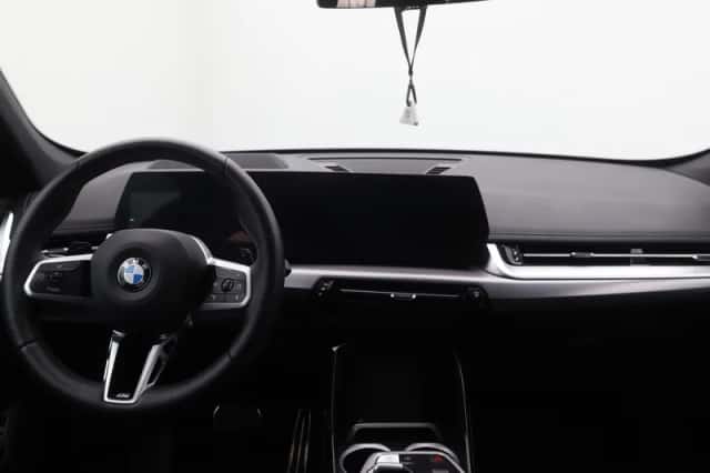 BMW X1 (2025) thumbnail 13