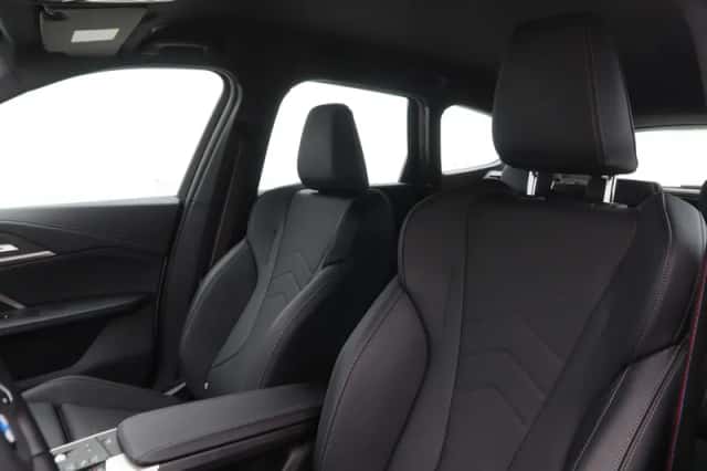 BMW X1 (2025) thumbnail 5