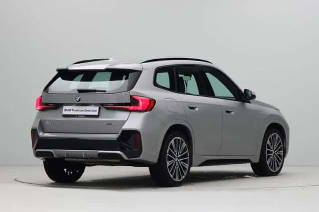 BMW X1 (2025) thumbnail 9