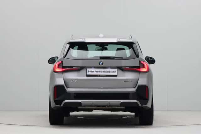 BMW X1 (2025) thumbnail 10