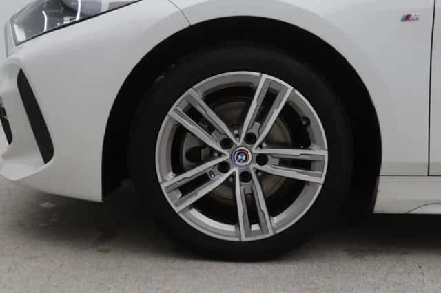 BMW 1-Serie (2023) thumbnail 18