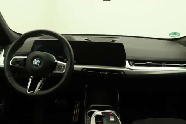 BMW X1 (2025) thumbnail 16