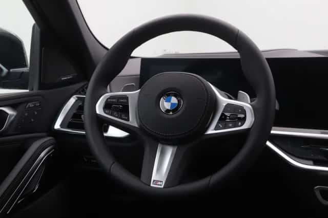 BMW X6 (2026) thumbnail 2