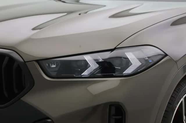 BMW X6 (2026) thumbnail 24