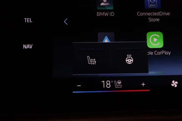 BMW iX2 (2025) thumbnail 13