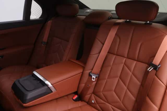 BMW 7-Serie (2025) thumbnail 16