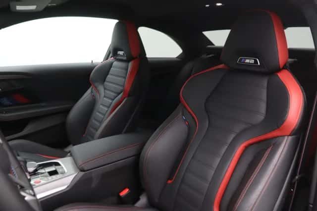 BMW M2 (2025) thumbnail 5