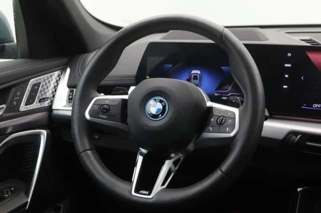 BMW X1 (2025) thumbnail 2