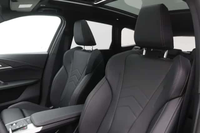 BMW X1 (2025) thumbnail 5