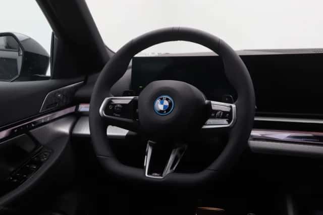 BMW 5-Serie (2026) thumbnail 2