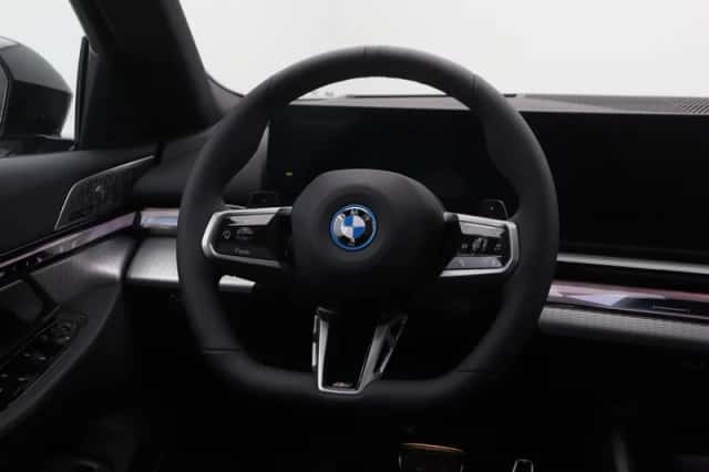 BMW 5-Serie (2026) thumbnail 2