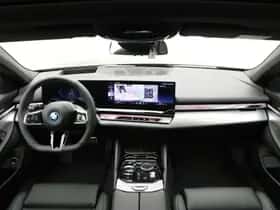 BMW i5 (2026) thumbnail 13