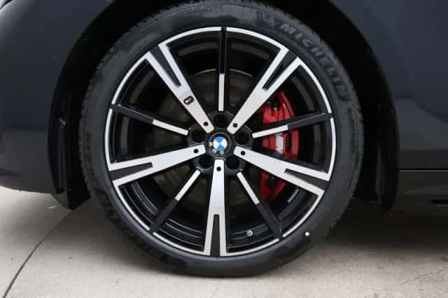 BMW i5 (2026) thumbnail 21