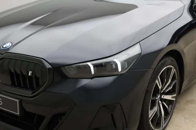 BMW i5 (2026) thumbnail 22