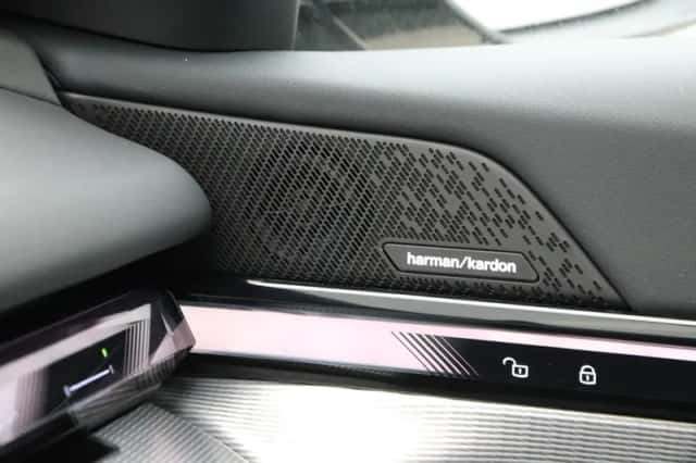 BMW i5 (2026) thumbnail 17
