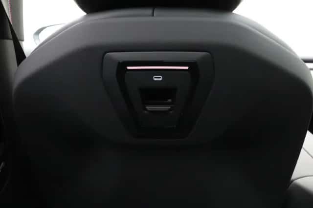 BMW i5 (2026) thumbnail 21