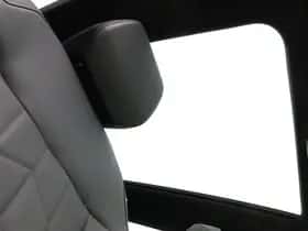 BMW i5 (2026) thumbnail 25