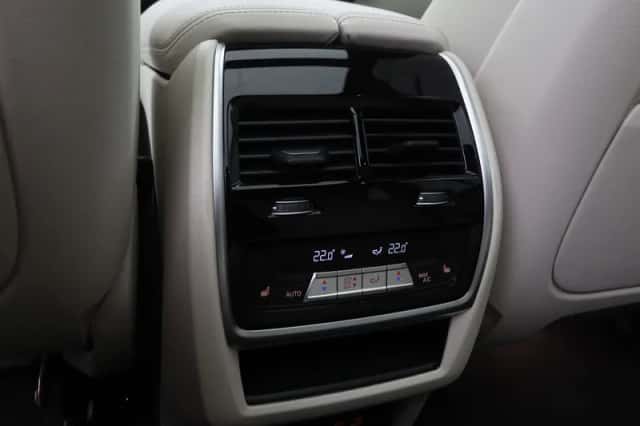 BMW X5 (2026) thumbnail 22