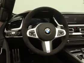BMW Z4 (2026) thumbnail 2