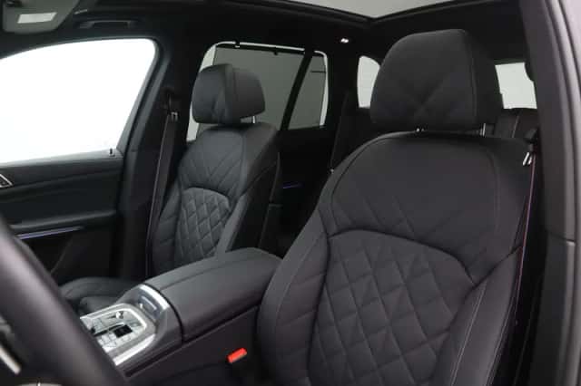 BMW X5 (2025) thumbnail 4