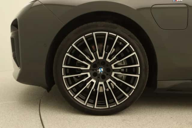 BMW 7-Serie (2024) thumbnail 11