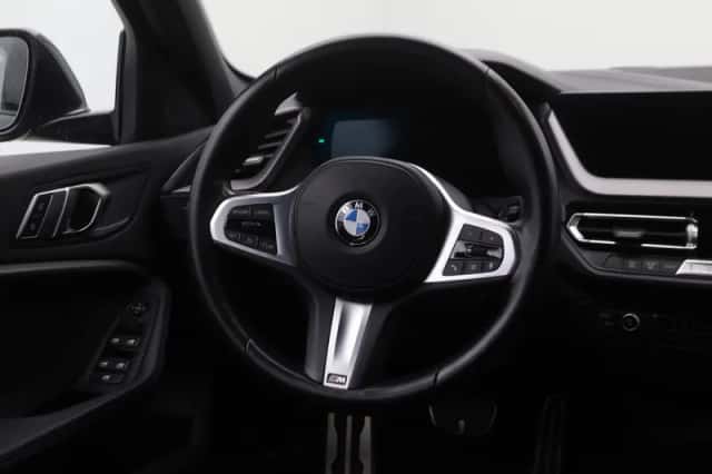 BMW 1-Serie (2022) thumbnail 2