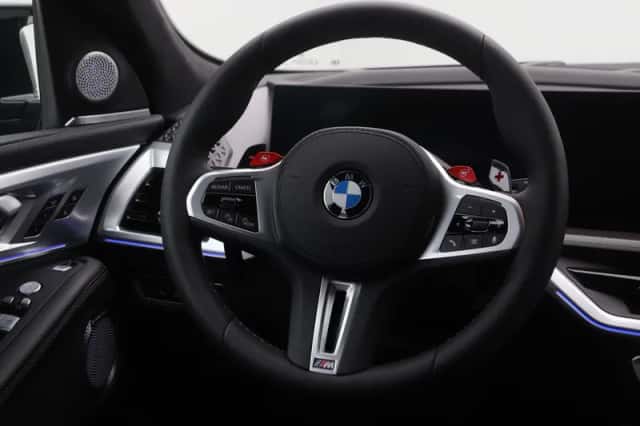 BMW XM (2026) thumbnail 17
