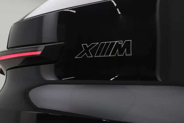BMW XM (2026) thumbnail 10