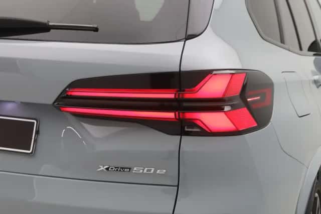 BMW X5 (2026) thumbnail 24