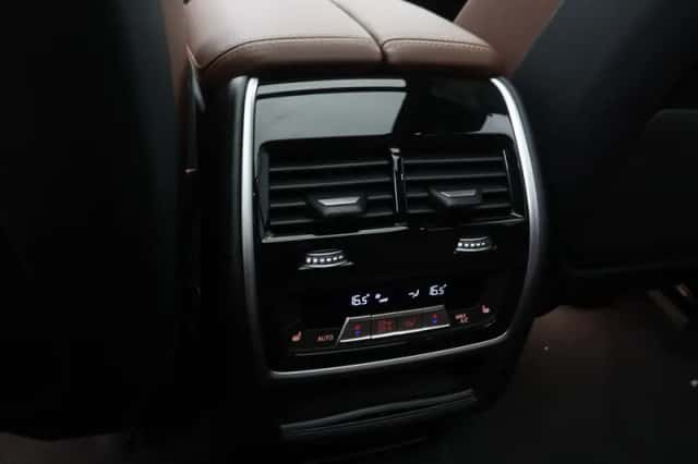 BMW X5 (2026) thumbnail 26