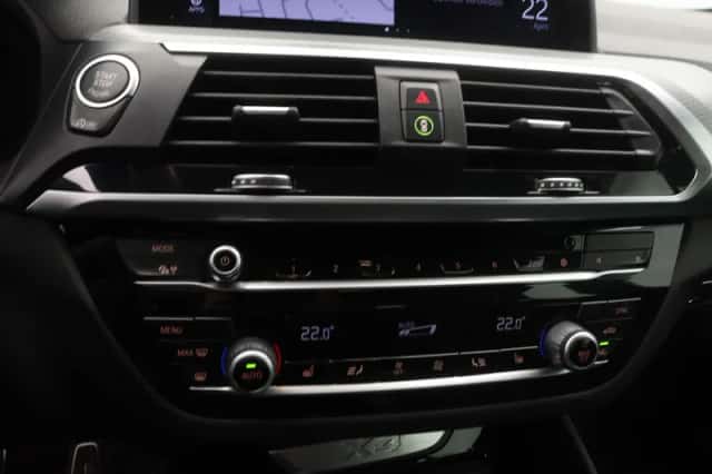 BMW X4 (2021) thumbnail 17