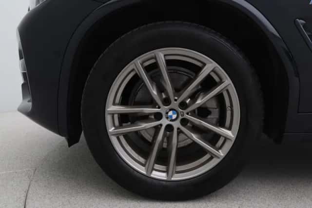 BMW X4 (2021) thumbnail 18