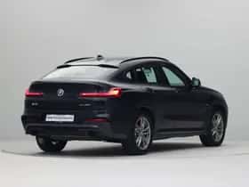 BMW X4 (2021) thumbnail 9