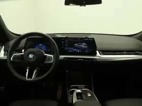 BMW X1 (2024) thumbnail 13
