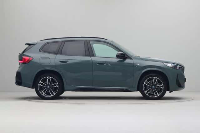 BMW X1 (2024) thumbnail 8
