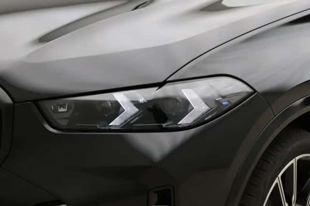 BMW X5 (2026) thumbnail 24