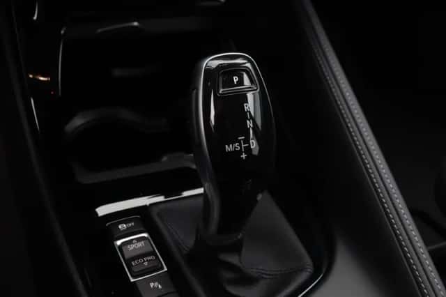 BMW X1 (2022) thumbnail 16