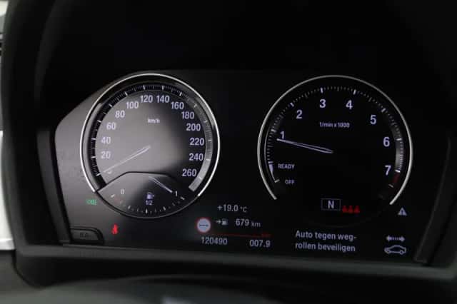 BMW X1 (2022) thumbnail 3