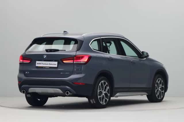 BMW X1 (2022) thumbnail 9