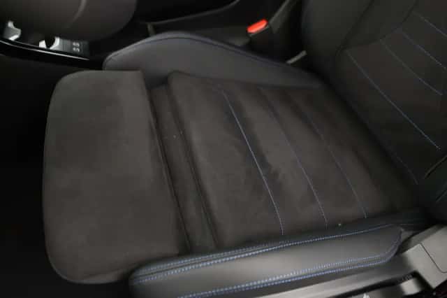 BMW iX2 (2026) thumbnail 15