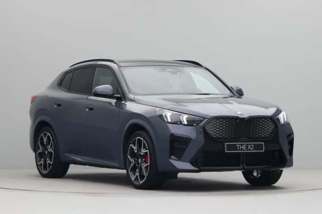 BMW iX2 (2026) thumbnail 6
