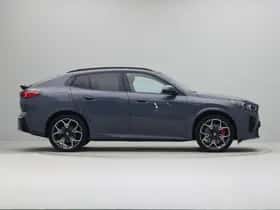 BMW iX2 (2026) thumbnail 7