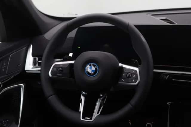 BMW X1 (2026) thumbnail 2